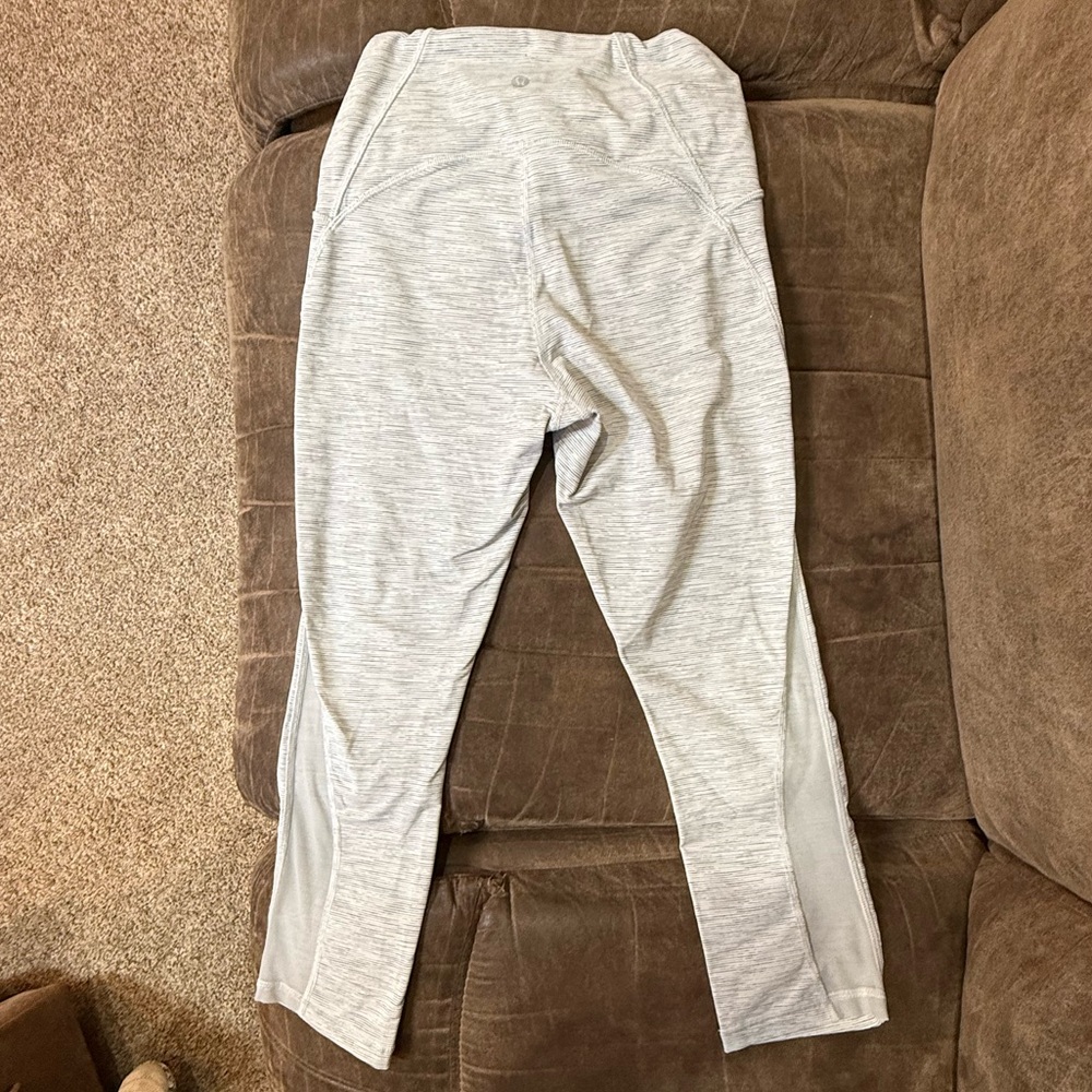 Lululemon Athletica Light Gray Leggings - Picture 4 of 4
